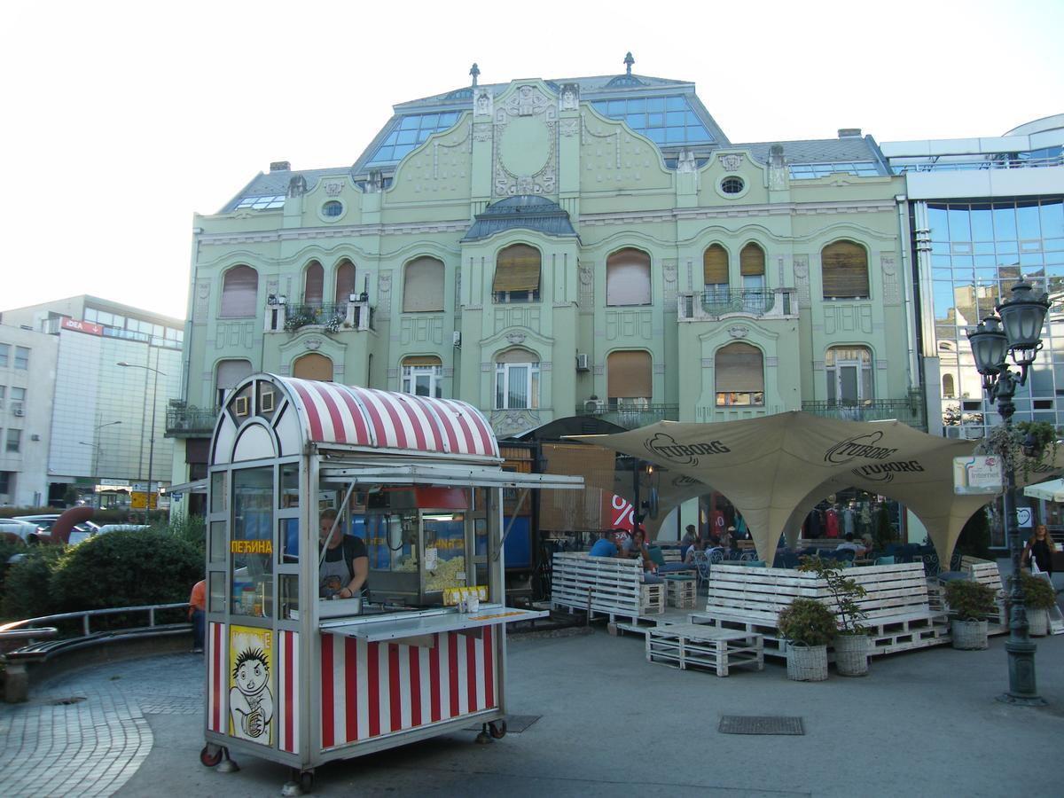 Hostel Nomad Novi Sad Buitenkant foto