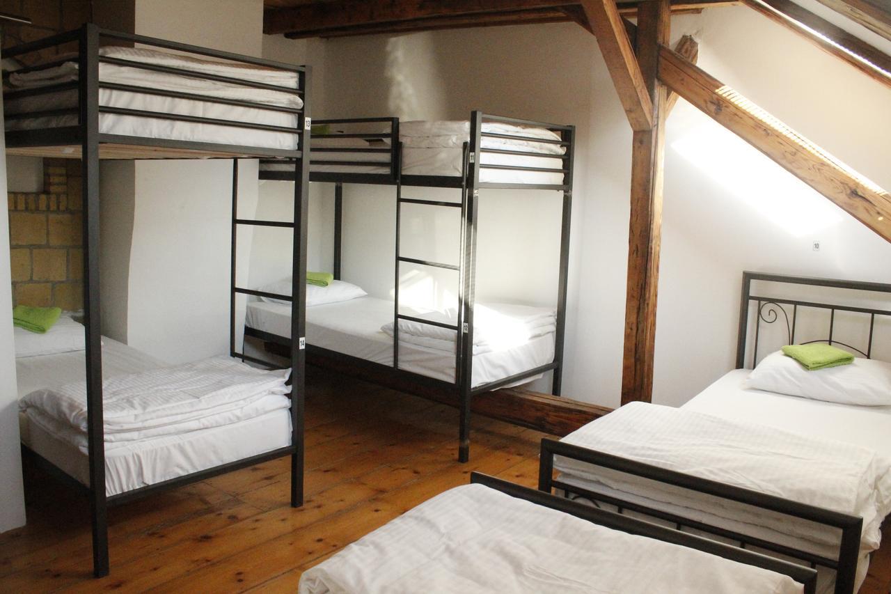 Hostel Nomad Novi Sad Buitenkant foto