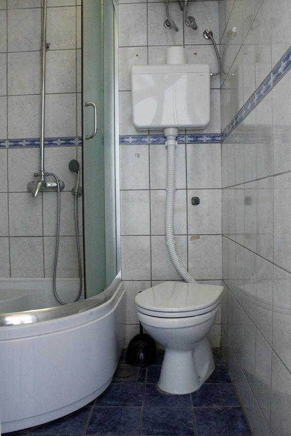 Hostel Nomad Novi Sad Buitenkant foto