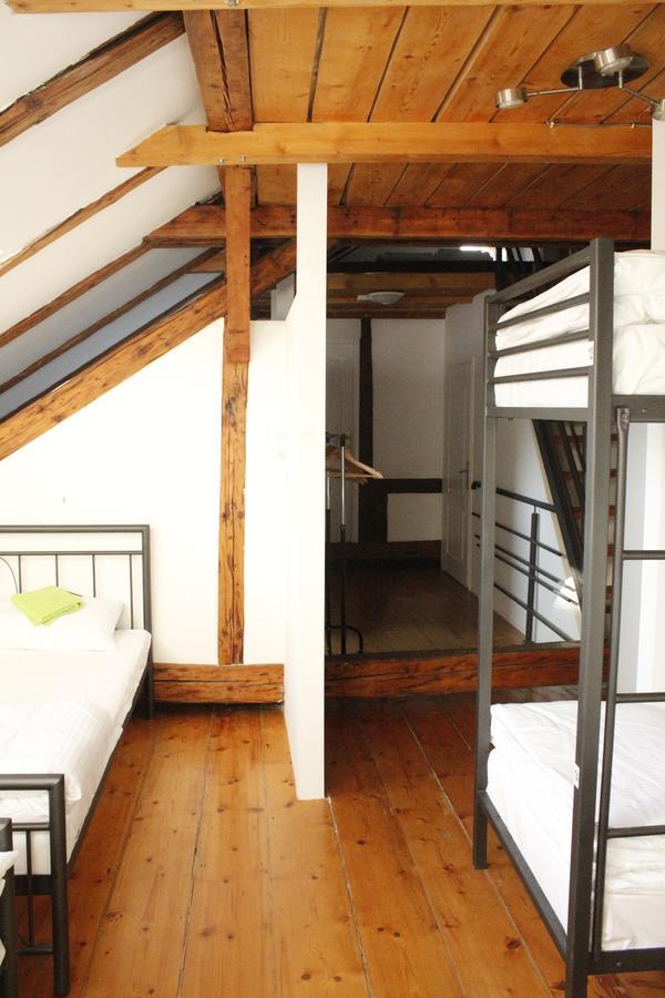 Hostel Nomad Novi Sad Buitenkant foto